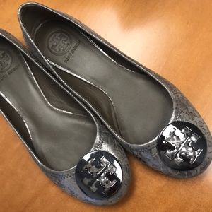 Tory Burch Flats Metallic Snakeskin, Size 7.5